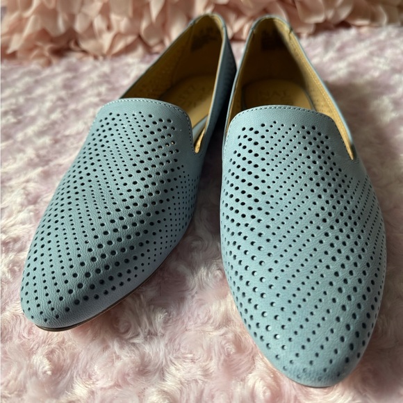 Naturalizer Lorna 2 Women’s Loafers - Picture 2 of 6